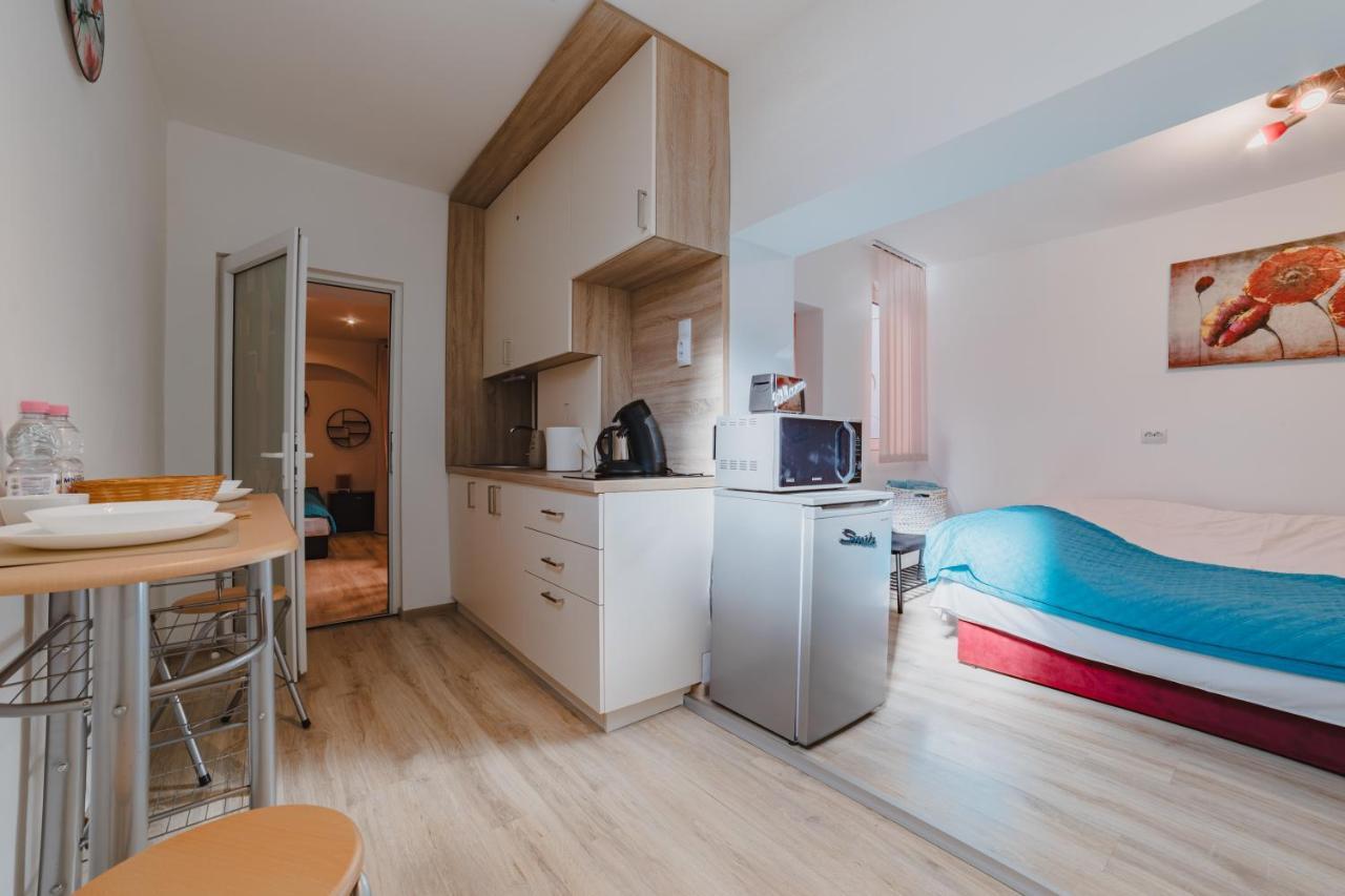 Old Town Studio Appartement Braşov Buitenkant foto